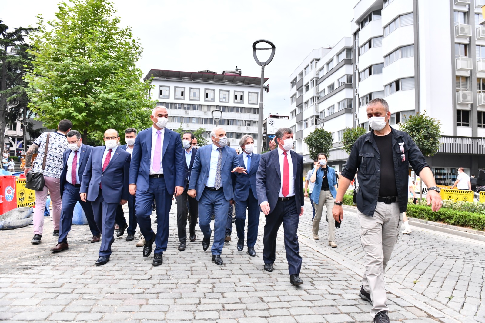 KÜLTÜR VE TURİZM BAKANI ERSOY’DAN BÜYÜKŞEHİR’E ZİYARET
