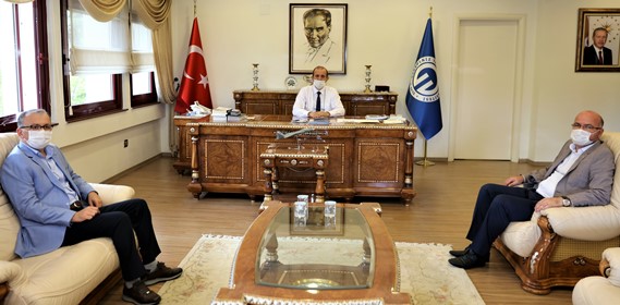 DKBB Genel Sekreteri Şentürk’ten, KTÜ Rektörü Çuvalcı’ya Hayırlı Olsun Ziyareti