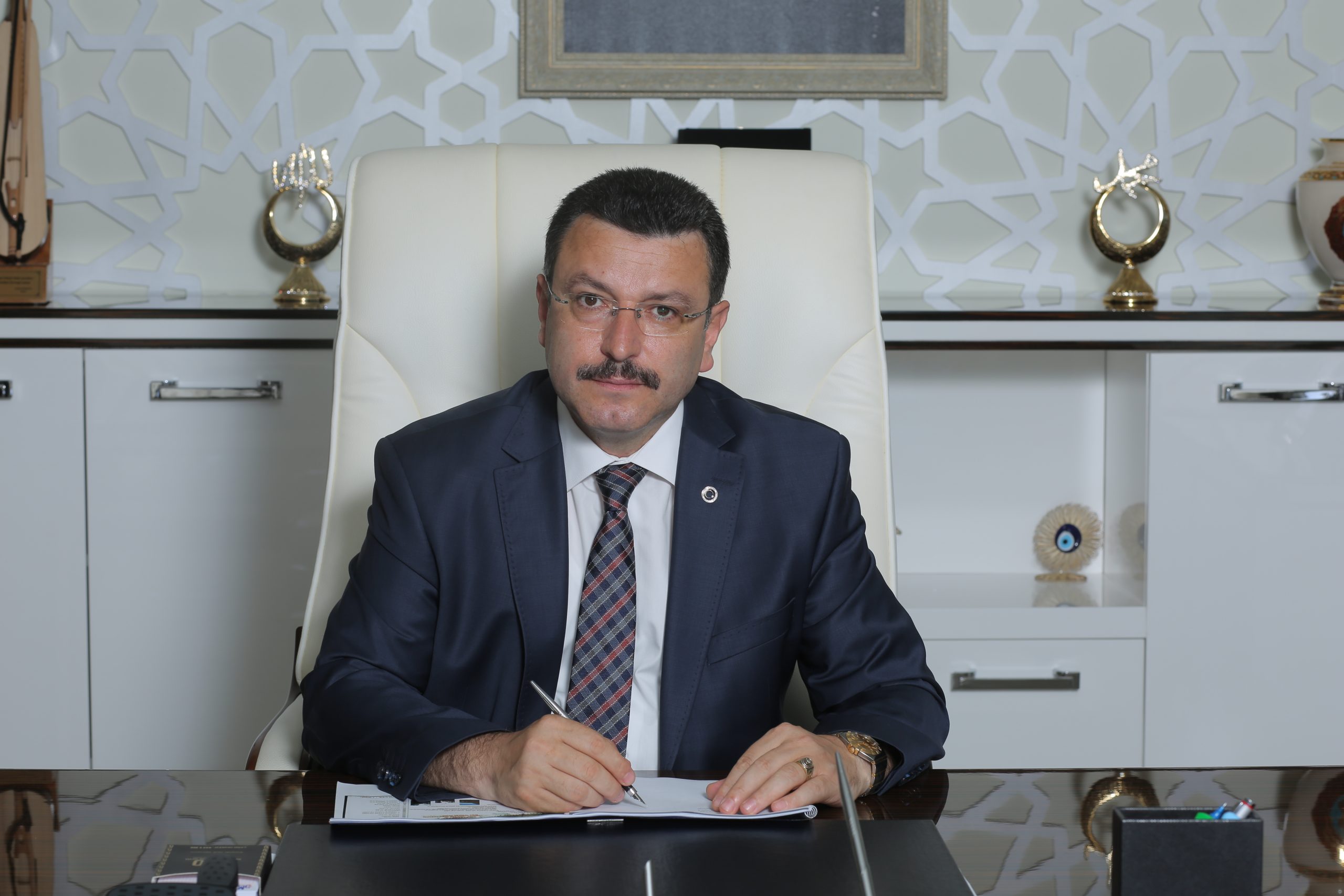 Genç, Trabzon’un kurtuluşunu kutladı