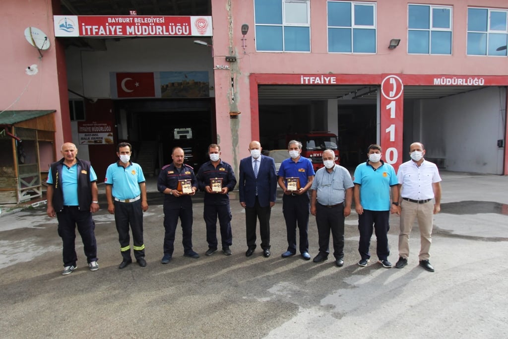 BAŞKANIMIZ PEKMEZCİ, MANAVGAT’TAN DÖNEN İTFAİYE PERSONELİMİZİ ÖDÜLLENDİRDİ