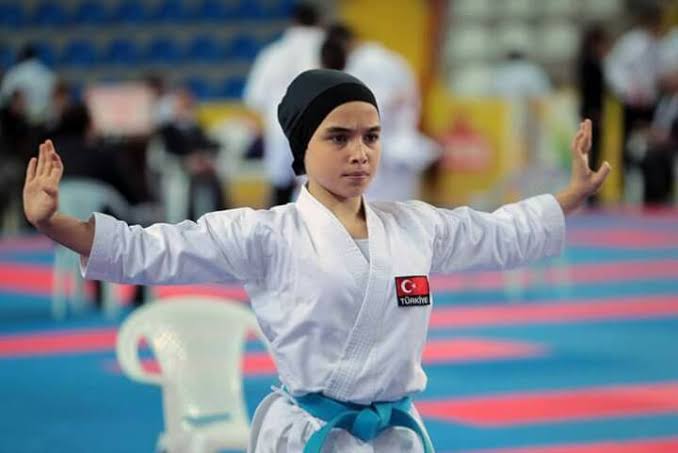 BÜYÜKŞEHİR SPORCUSU KEYDA NUR ÇOLAK AVRUPA ŞAMPİYONU OLDU