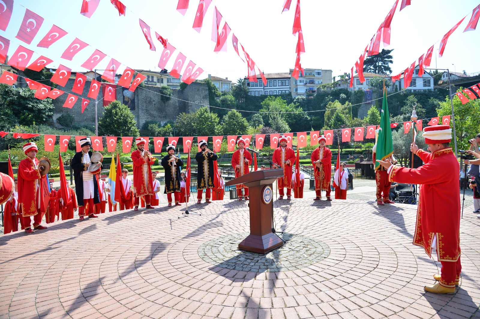 TRABZON’UN FETHİNİN 561’İNCİ YIL DÖNÜMÜ KUTLANDI