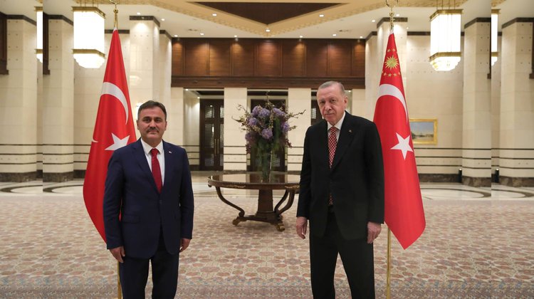 ÇİMEN CUMHURBAŞKANI İLE GÖRÜŞTÜ
