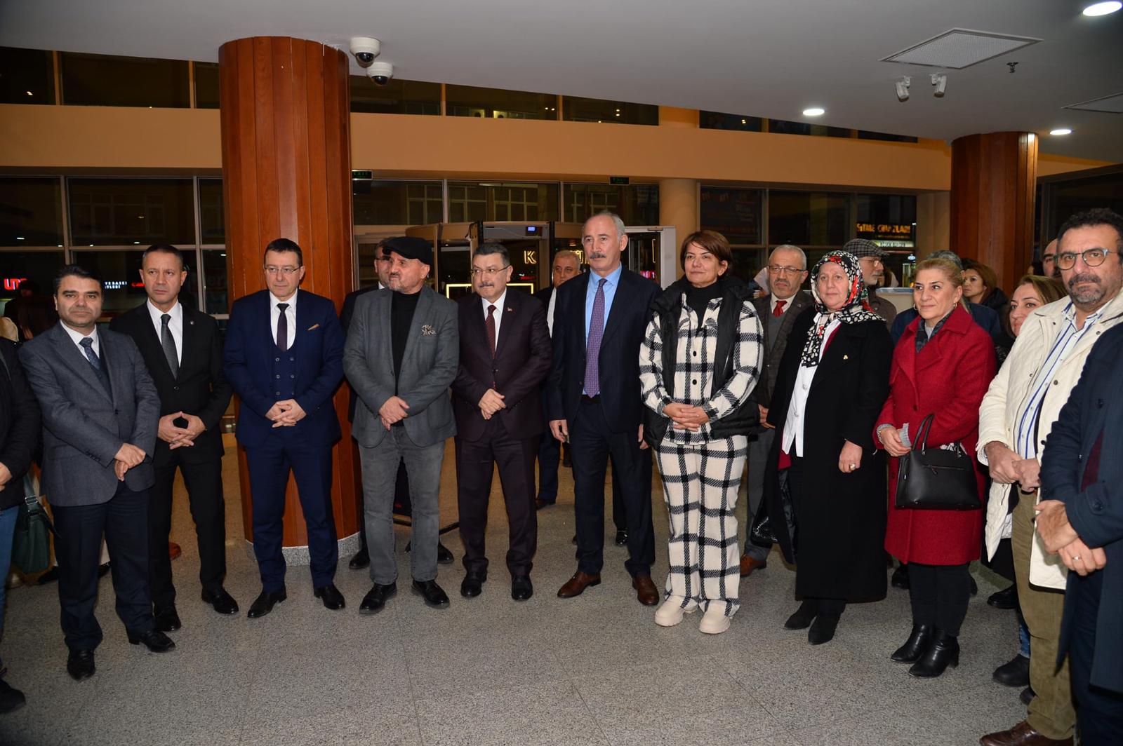 BÜYÜKŞEHİR BELEDİYE BAŞKAN VEKİLİ ATAMAN SAĞLIK ÇALIŞANLARINI YALNIZ BIRAKMADI